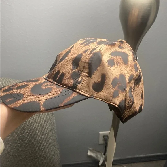 Leopard Print Baseball Cap - Picture 3 of 4
